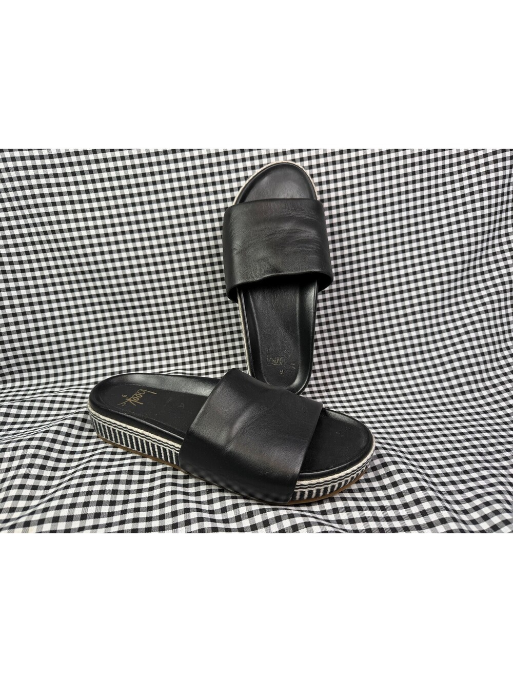 beek Pelican Platform Slide Sandals Womens 9 Black Leather Memory Foam Luxury